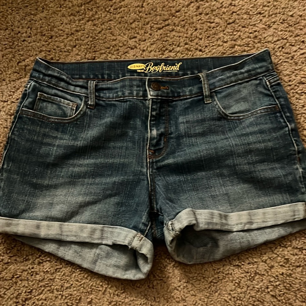Mid-high waisted Old Navy Boyfriend Cut Jean Shorts